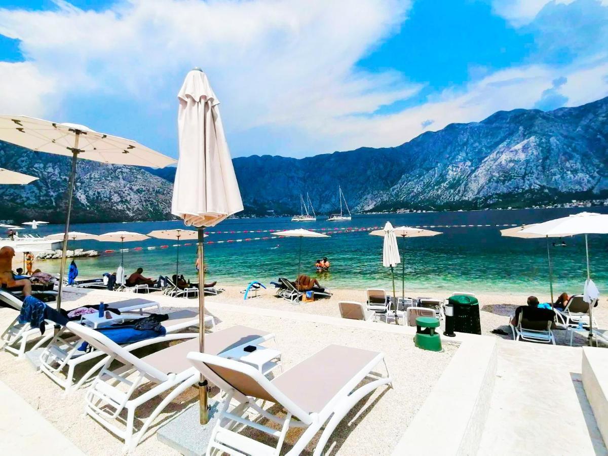 Bay Of Kotor View Apartment With Pool Prčanj エクステリア 写真